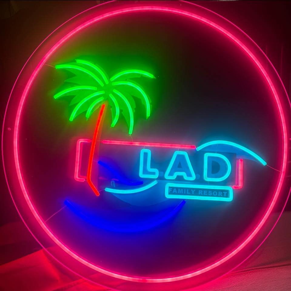 LAD FAMILY logo
